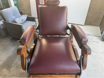 1890's koken wood barber chair its in great shape must see