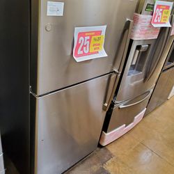 GE 21.9 Stainless Top Freezer Refrigerator 