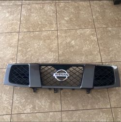OEM Nissan Armada grille