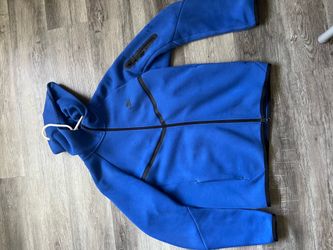 Blue Nike tech