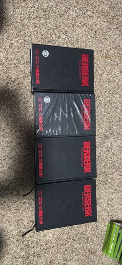 Berserk Deluxe Edition Volumes 1–4