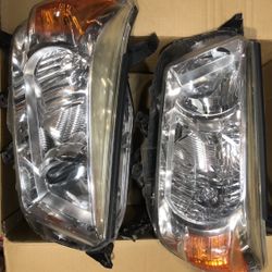 2010 Toyota 4Runner Headlights 
