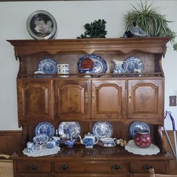 Vintage Ethan Allen Solid Wood Dining Room Set – Table, Chairs, Hutch & Sideboard  MUST GO MOVING