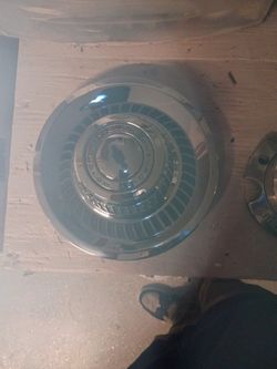 Chevrolet Motor Division Hubcap
