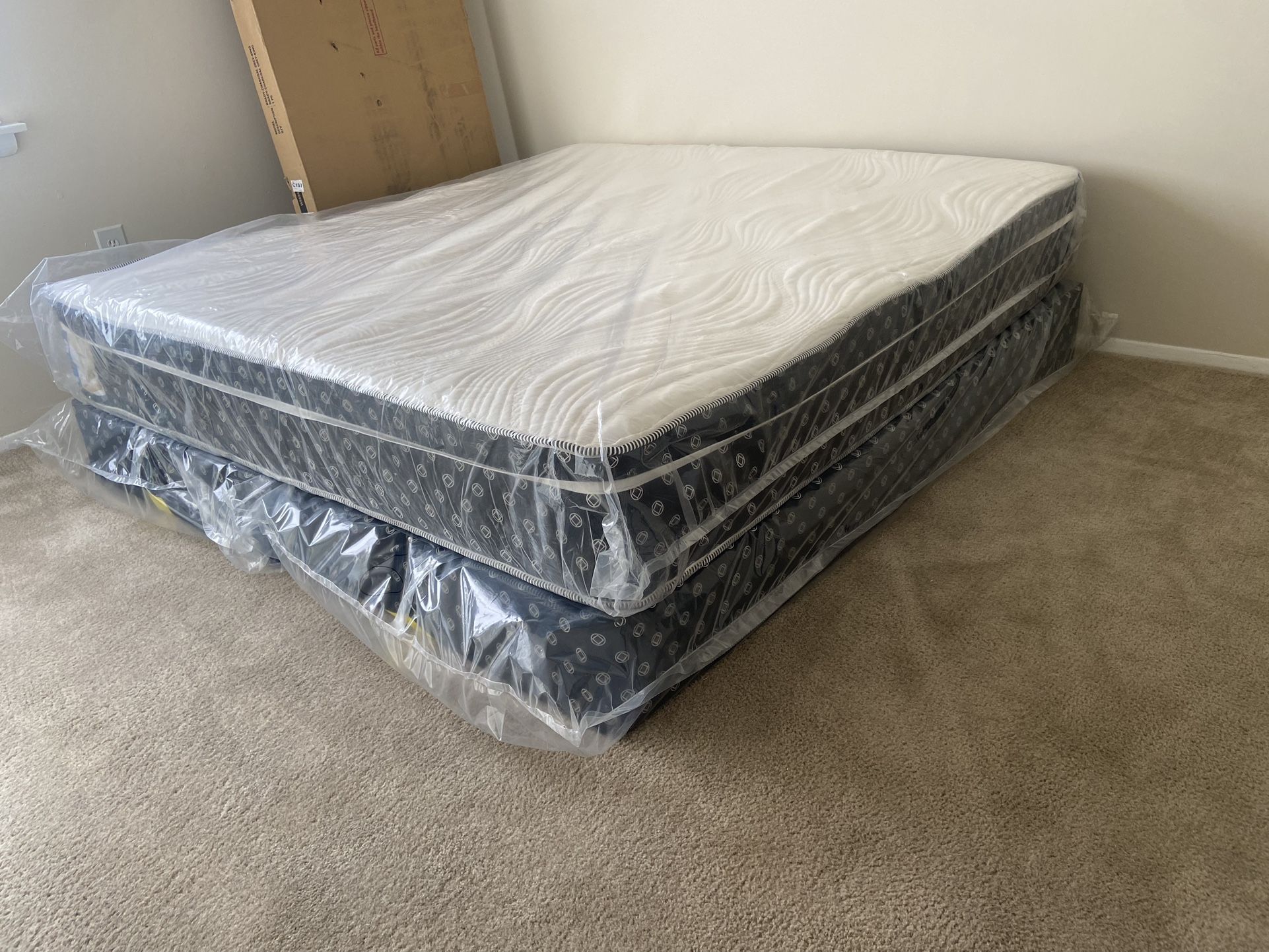 Queen Mattress Come With Free Box Spring - Free Delivery 🚚 Today To Reasonable Distance 