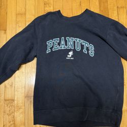 Peanuts Crewneck size LARGE