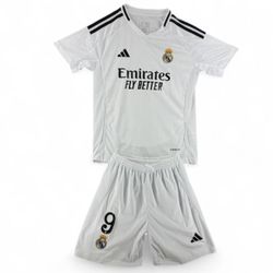 Adidas Real Madrid 24/25 Home Kit Mbappé 9 Youth Jersey & Shorts Set Size 26