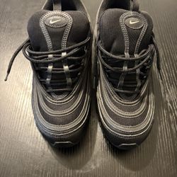 Nike Air Maxes 97