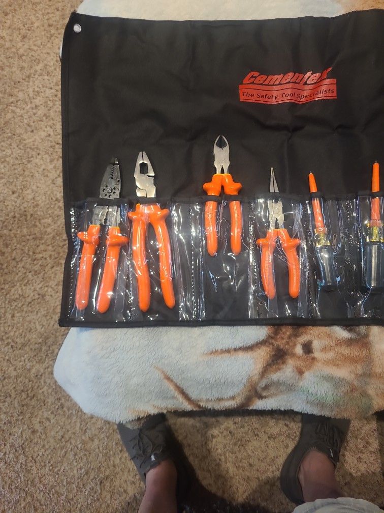 Cementex Tr-9Elk-CA Electrician Tool Kit