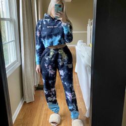 NWOT Barstool Sports I am Unwell Tie Die Cropped Hoodie Sweatshirt size small