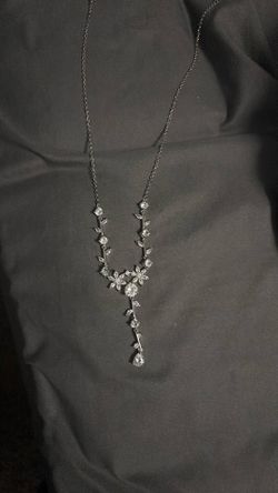 Flower necklace
