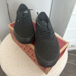 Black Vans 