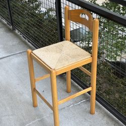 Solid Wood Counter-Height Chair – Natural Finish 🪑