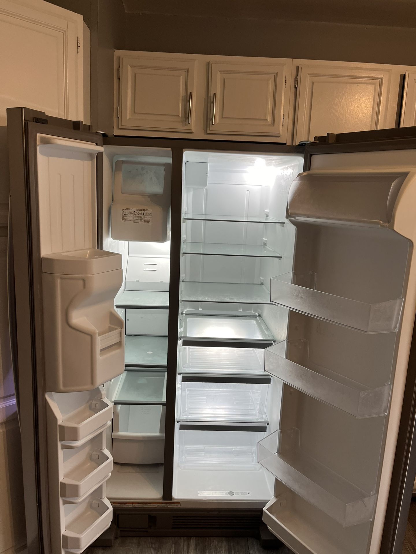 Whirlpool  Fridge