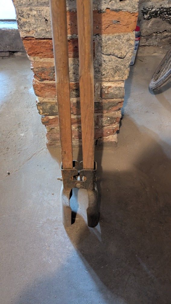 Pole Digger