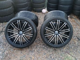 RIMS ONLY TIRES NO GOOD 22X10...5 LUGS BOLT PATTERS 5X110