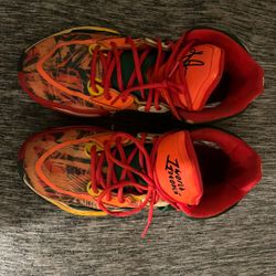 Nike Kyrie 6 “World of People” Size 10.5