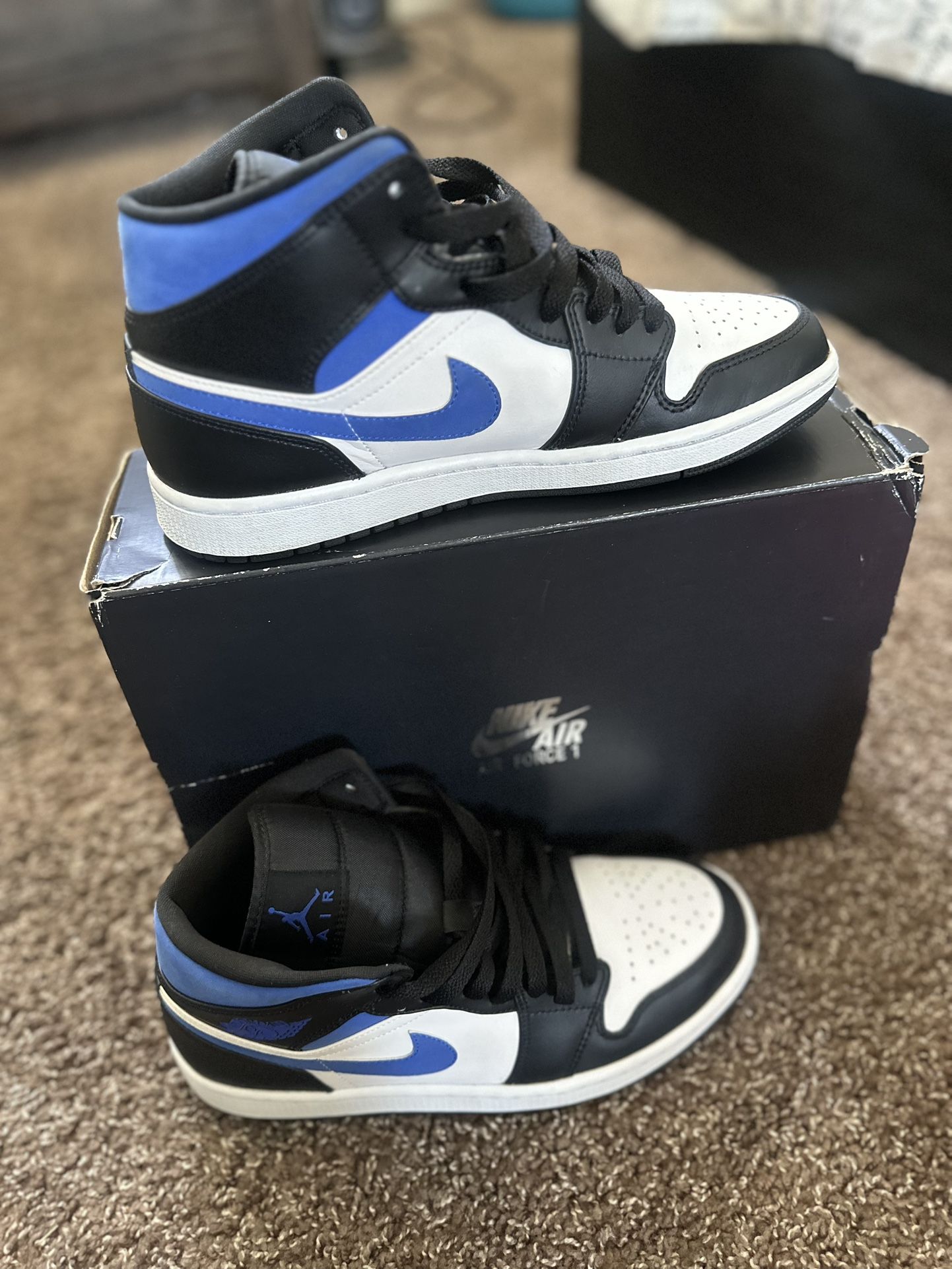 Jordan’s 1s Size 9.5