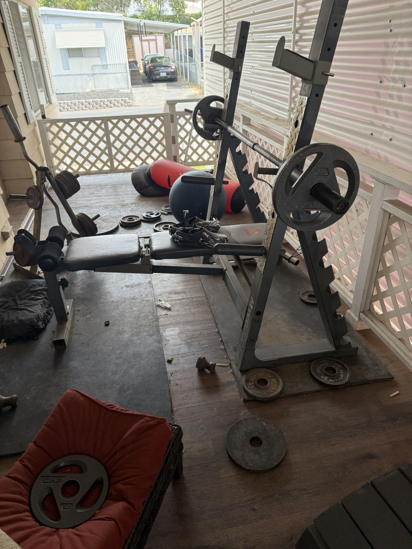 Weight Bench