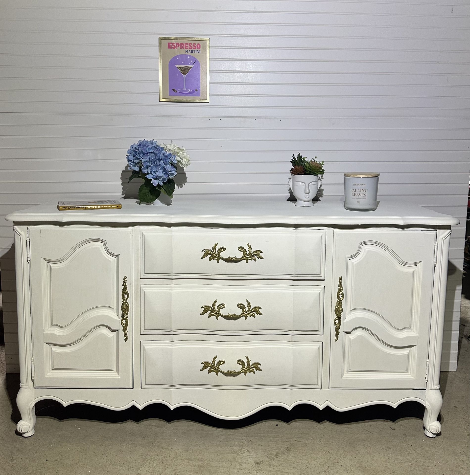 Dresser By Thomasville Linen White And Gold