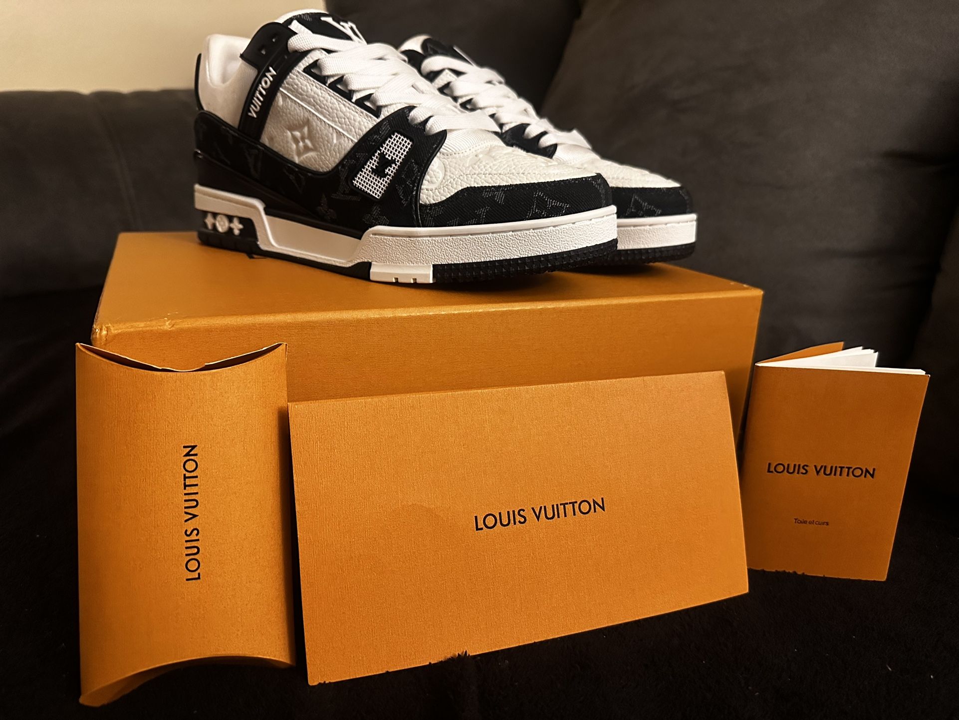 Louis Vuitton Trainers EU 36 