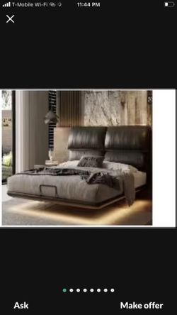 Modern Platform Bed With Upholstered Headrest