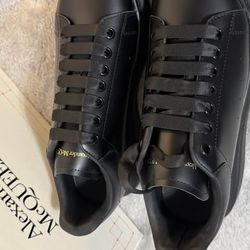 Alexander mcqueen size 7.5