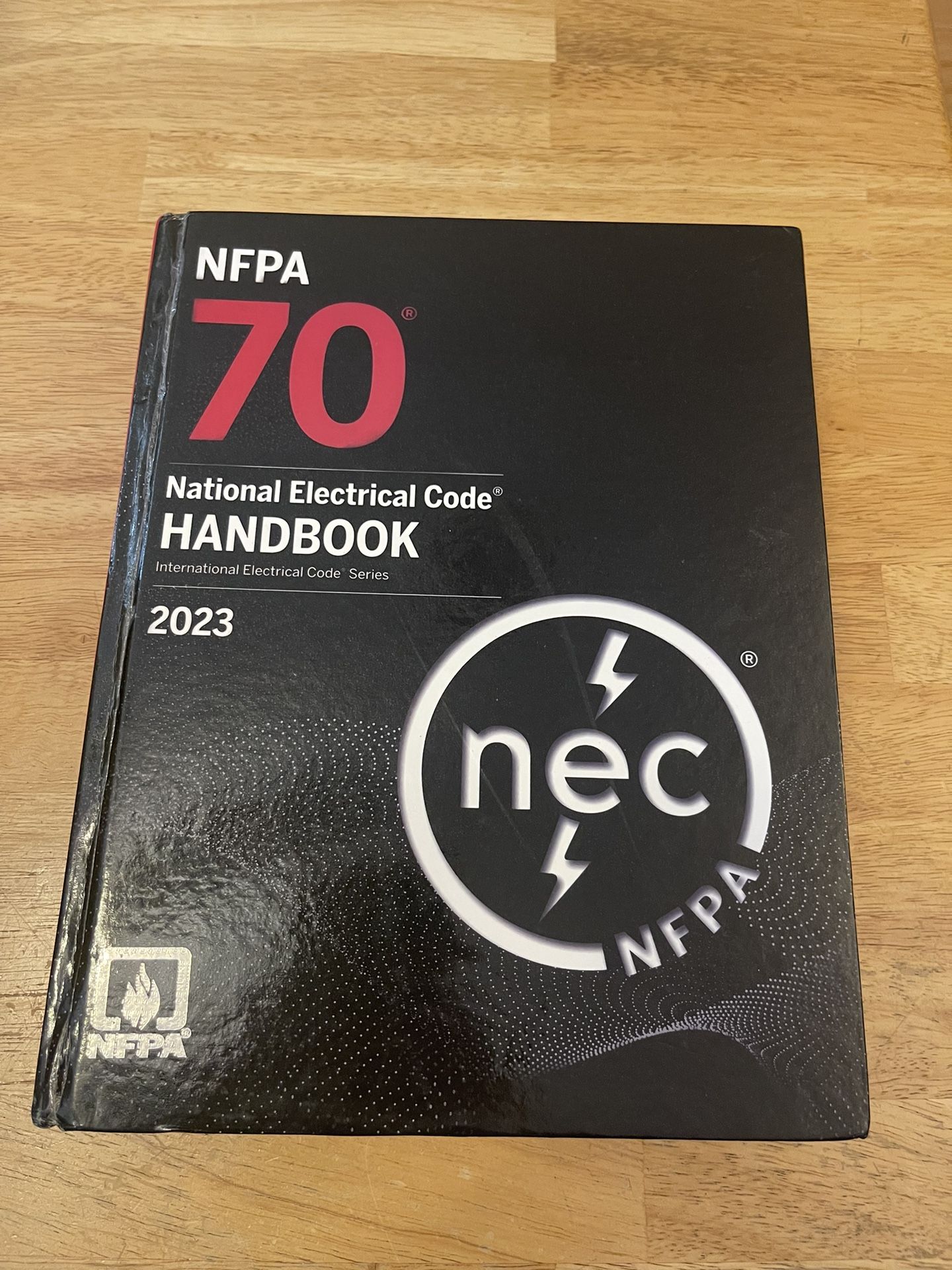 2023 NEC NFPA70 National Electrical Code Handbook With Ez Tabs And Index Tabs