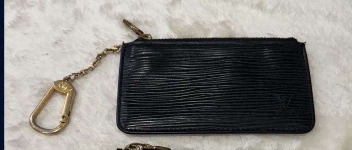 Authentic Louis Vuitton EPI LEATHER KEYCHAIN WALLET BLACK