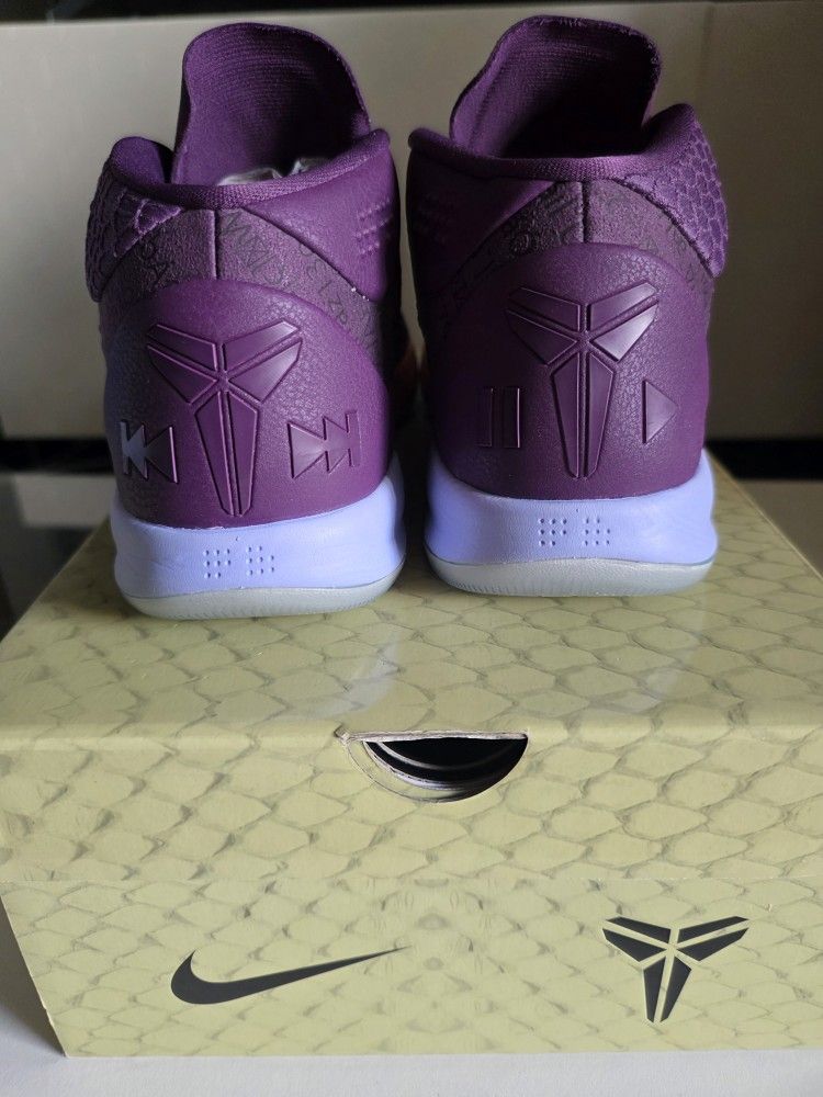 Nike Kobe AD Mid Devin Booker PE Men Kobe Ad Devin Booker PE Size 10