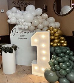 Light Up Marquee Numbers