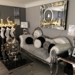 White Leather Lounge Sofa w/Silver Trim