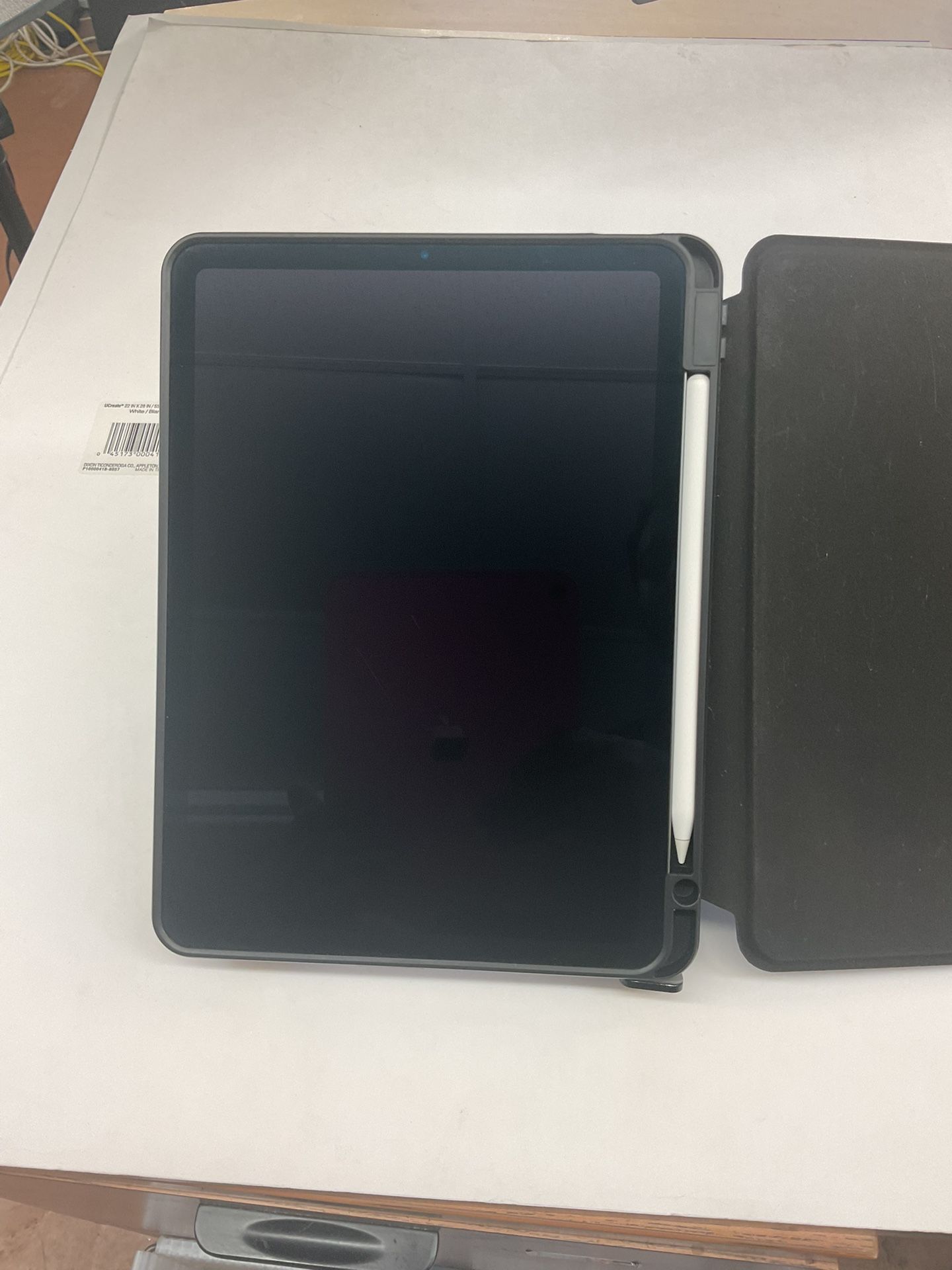 Apple iPad Air A2316 (4th Gen) 64GB Wi-Fi Tablet with Protective Cover & Stylus Pen