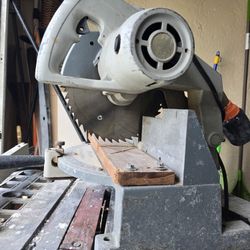 Table Saw And Miter Box