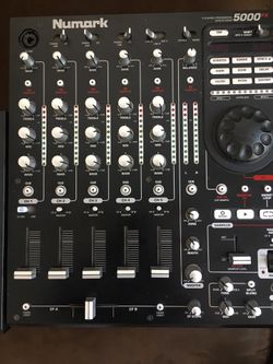 Dj mixer with equalizer