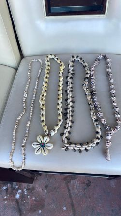 Seashell necklace