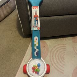 Fisher-Price Corn Popper Push Toy with Ball-Popping Action for Infants and Toddlers : ,