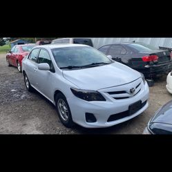 2011 Toyota CorollaS 