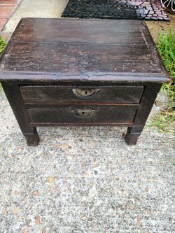 Beautiful vintage doll dresser