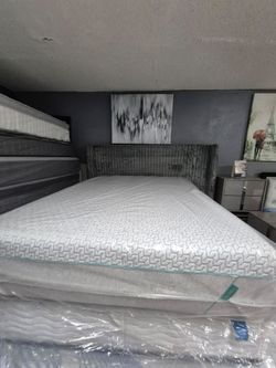 NEW  FULL MEMORY FOAM MATTRESS