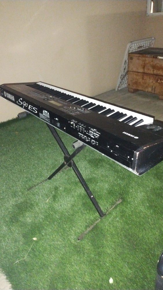 Yamaha S 90 ES Music synthesizer Key Board Piano