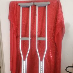 Adult Crutches. 5'2"-5'10". Pre-Owned Excellent.