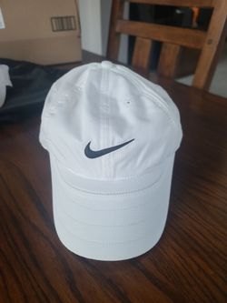 NIKE Golf NWT Sphere dry White one size vintage collectable