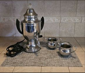 Vintage Art Deco Farberware Chrome
Coffee Percolator Urn Set - Complete &
Working!