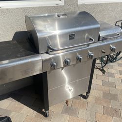 BBQ Grill For Sale!