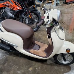 2018 Honda Metropolitan 