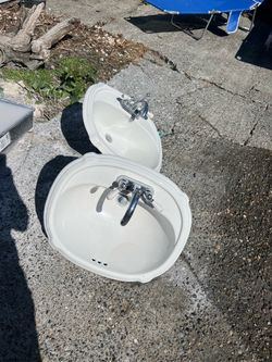 Free Koehler sinks