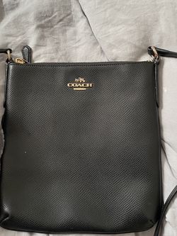 Coach Crossbody (Dm To Negotiate)