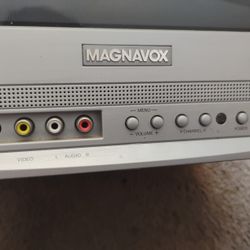 Magnavox Smart Series Tv