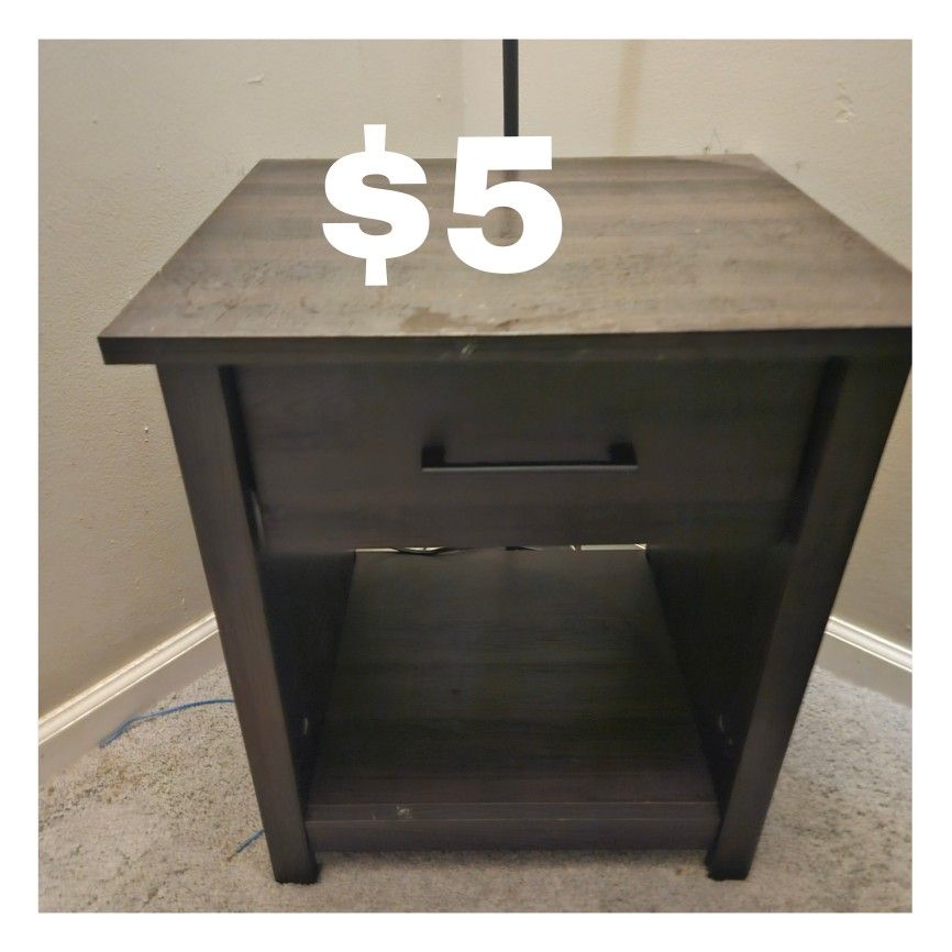 Nightstand 